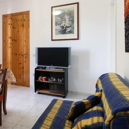 Casa Vacanza Trilocale 63 *